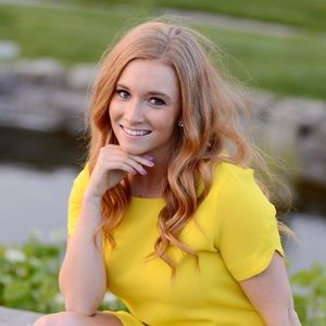 Meet your Posher, Lauren